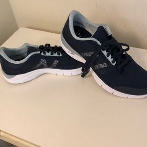 Issac Mizrahi live New Balance sz 11  only tried on-in the house